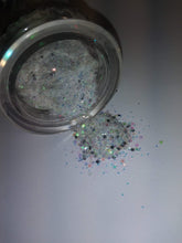 Load image into Gallery viewer, Chunky Glitters
